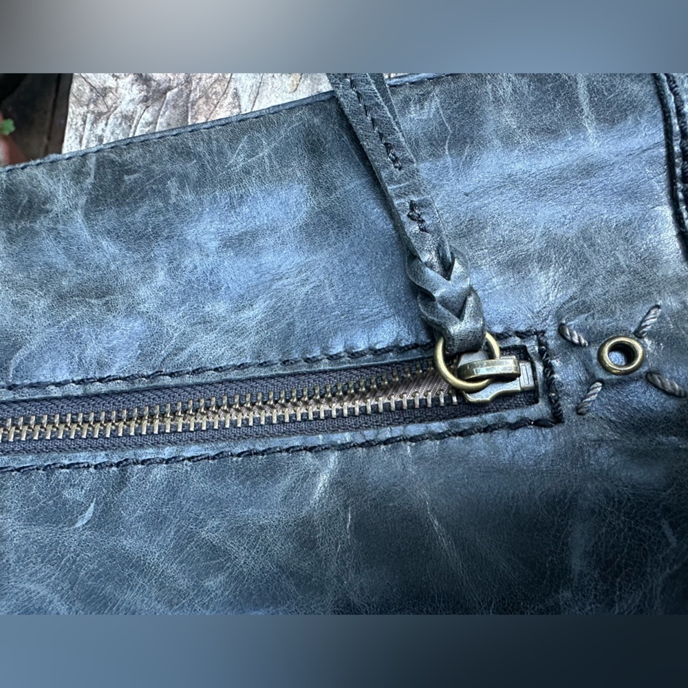 THE SAK Black Indio Shoulder Bag W/ Pebbled Vintage Style Leather Western Hobo - Picture 9 of 11